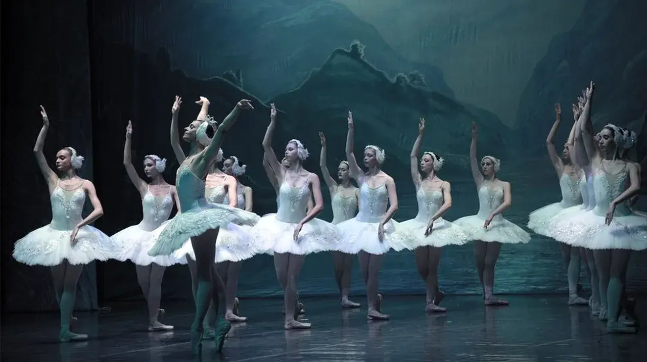 El ballet El Lago de los Cisnes hará escala en A Estrada en su gira mundial