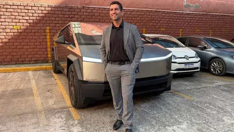 La denuncia del diputado del Tesla: una millonaria estafa y el secuestro de 19 autos de lujo