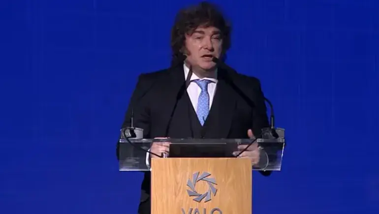 Milei afirmó: "Vamos a seguir apretando la política monetaria hasta bajar la inflación"