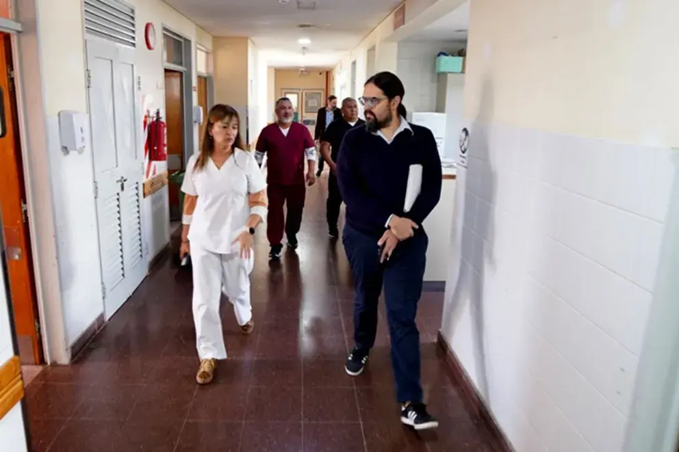 Millonaria licitación para garantizar insumos respiratorios