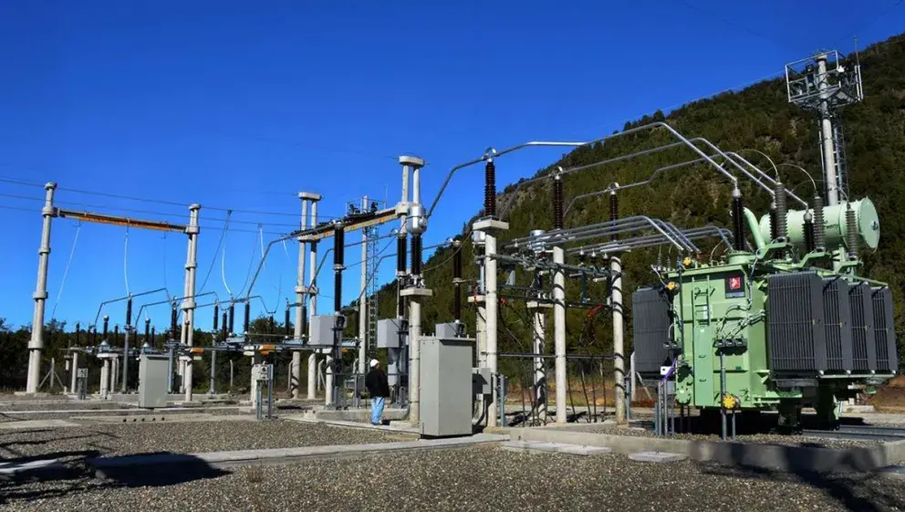 Villa La Angostura acorta los tiempos para la nueva conexión eléctrica tras la aprobación de un crédito internacional .