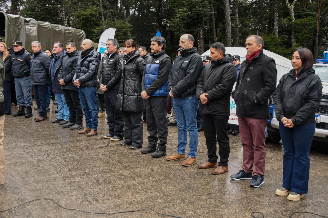 Villa La Angostura lanzó el Operativo Nieve 2026 para reforzar la seguridad durante la temporada invernal
